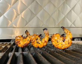 shrimps on grill